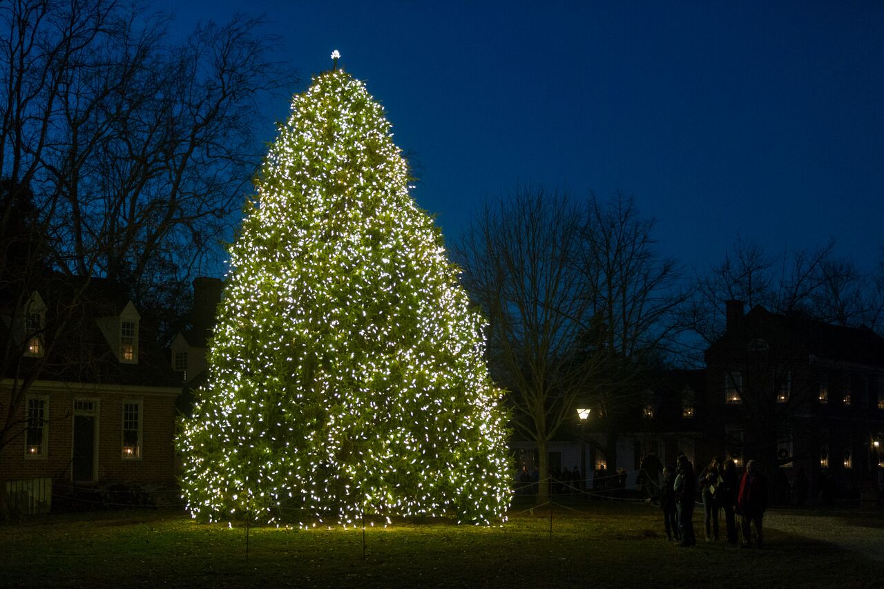 Rvc 2022 Christmas Tree Lighting Colonial Williamsburg's Christmas Tree Lighting Ceremony Moved From  Christmas Eve | Williamsburg Yorktown Daily