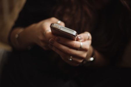 The Newport News Police Department is the latest locality to enroll in the Text-to-911 program. (WYDaily/ Courtesy of Unsplash)