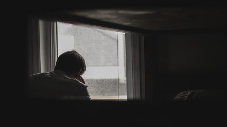 Feeling overwhelmed and anxious about the coronavirus? You might want to call this "warm line." (WYDaily/ Courtesy of Unsplash)