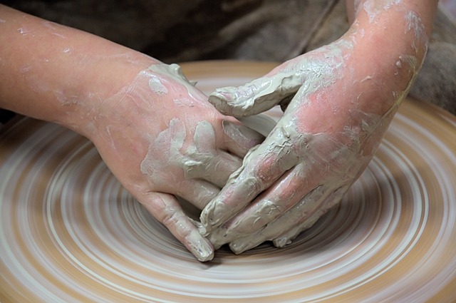 Kids and teens looking for a new hobby can take a pottery class at the James City County Recreation Center. (WYDaily/ Courtesy of Pixabay)