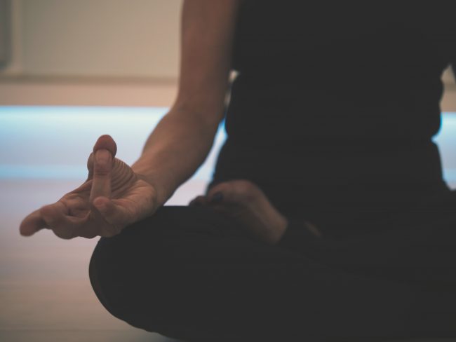 Sign up for a free meditation class to get some peace of mind during the coronavirus pandemic. (WYDaily/ Courtesy of Unsplash)