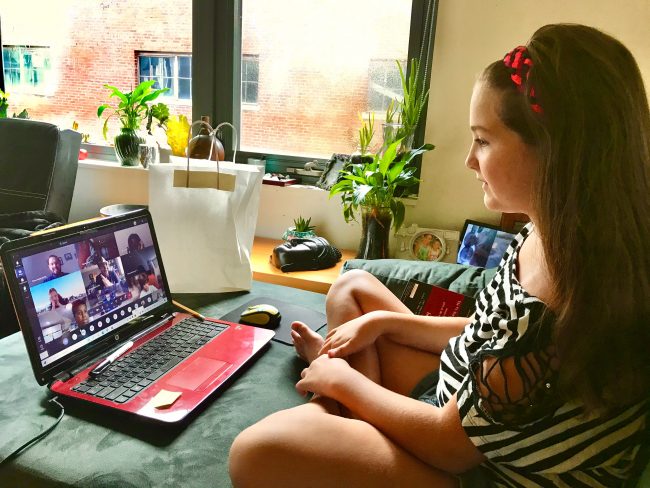 Families can sign up their kids and preteens for a virtual trivia night. (WYDaily/ Courtesy of Unsplash)